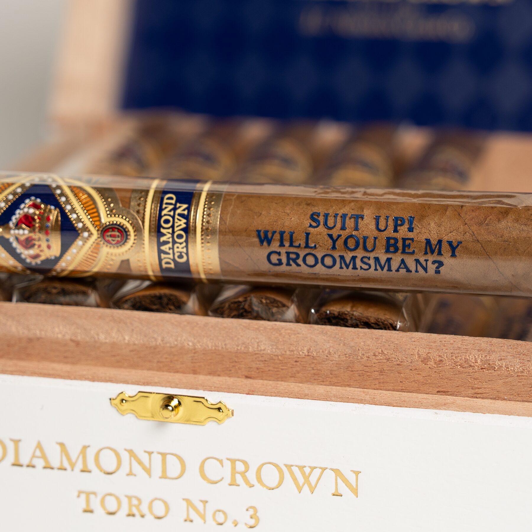 Personalized Cigar Cellophane on a Diamond Crown Cigar