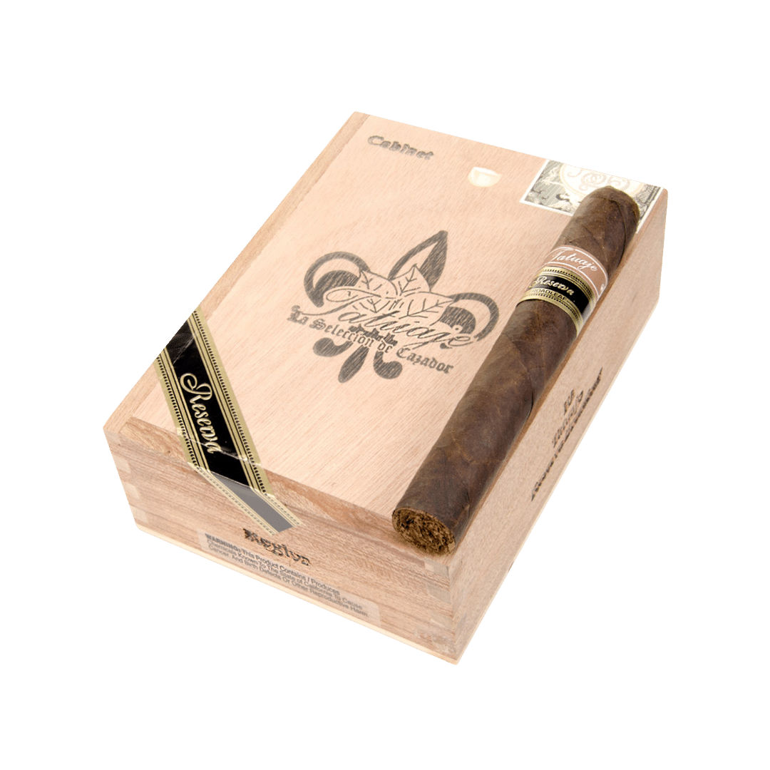 Tatuaje Reserva Broadleaf Regios closed cigar box with one single cigar on the lid